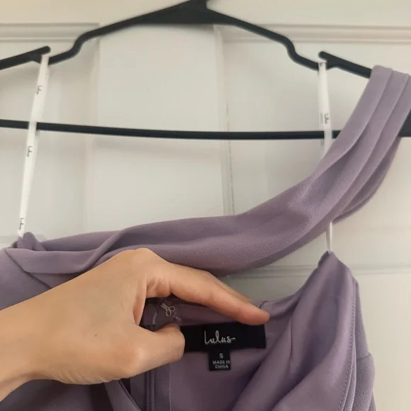 Lulu's Hold Your Attention One-Shoulder Sleeveless Midi Lilac Dress - Picture 4 of 5